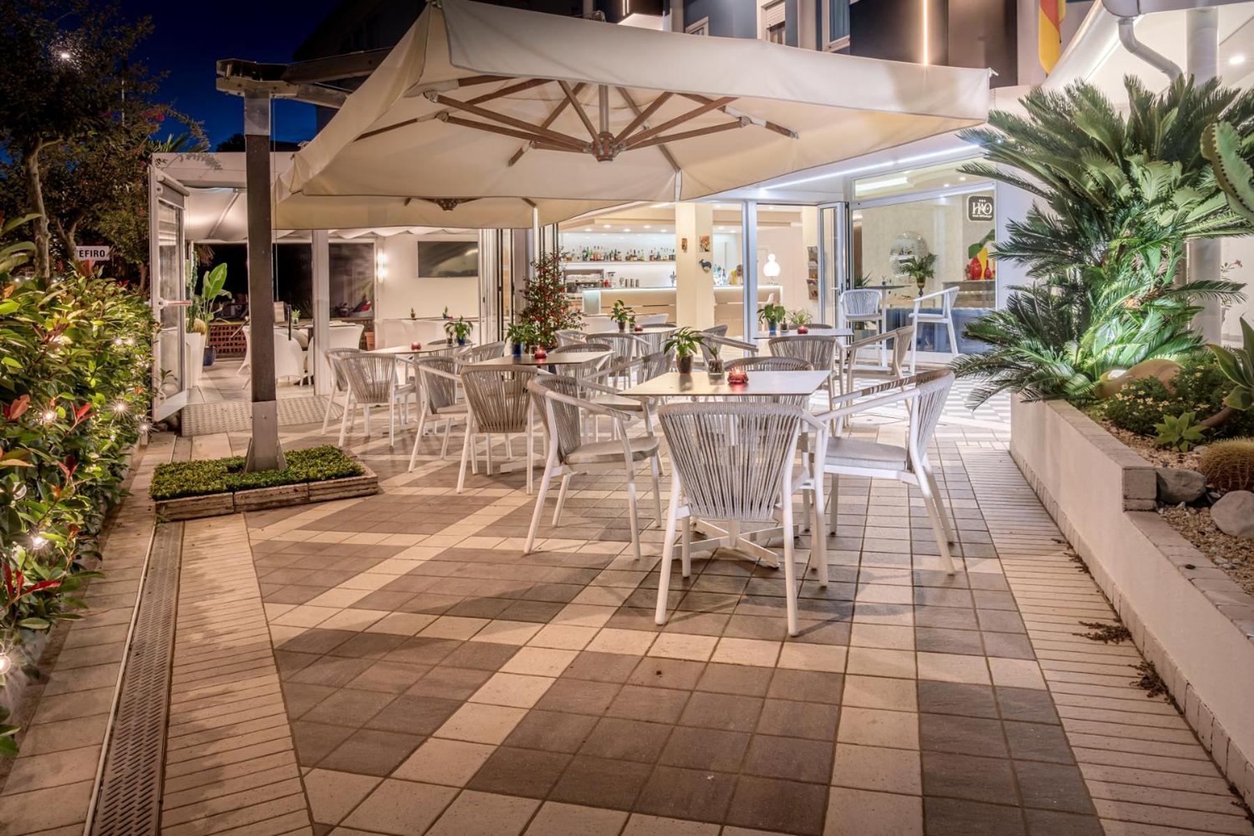 Hotel All'Orologio 3 Stelle Superior Caorle Exterior foto
